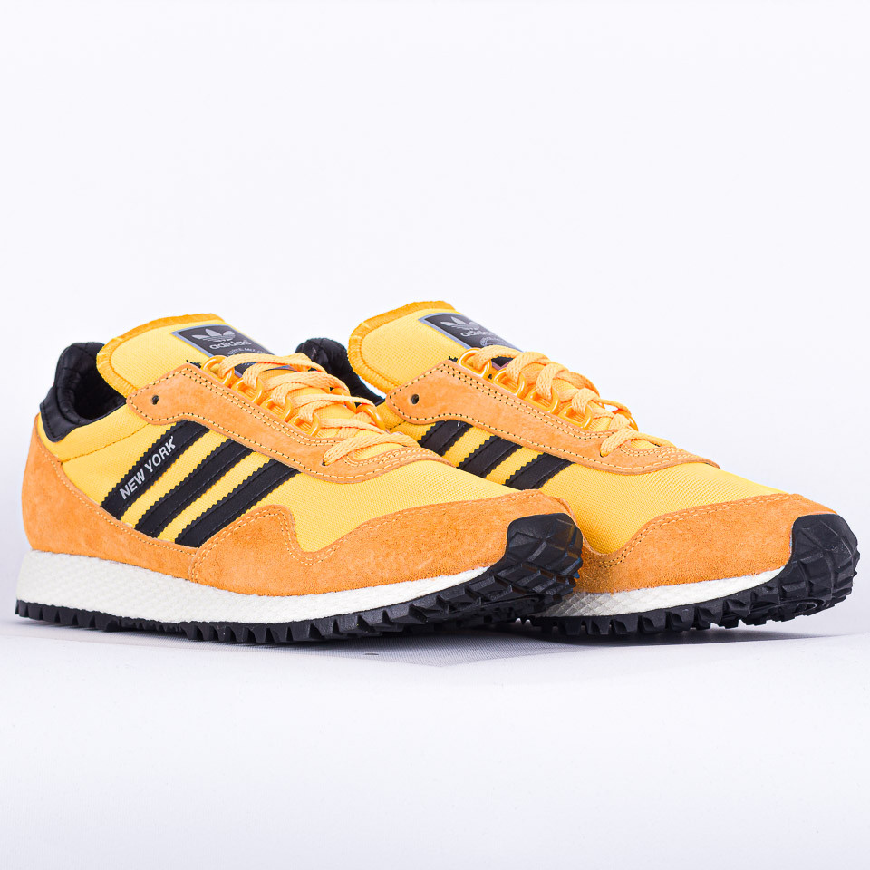 Adidas New York NYC Taxi - Yellow/Black on Garmentory