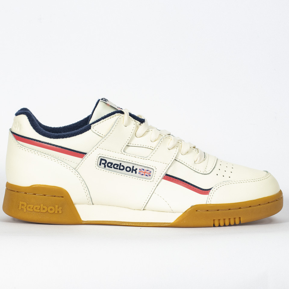 Reebok workout plus on sale mu trainers white