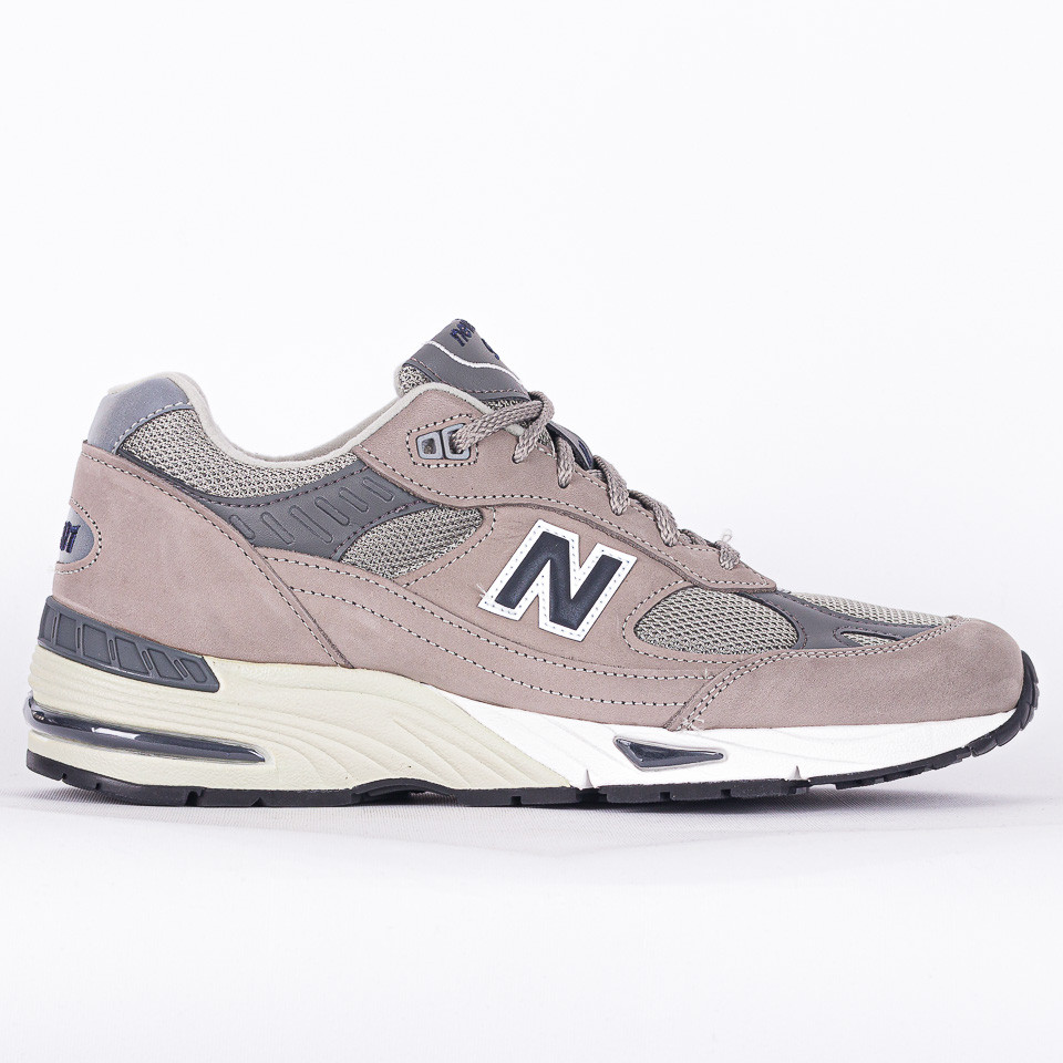 Nuova collezione new balance 991 hotsell