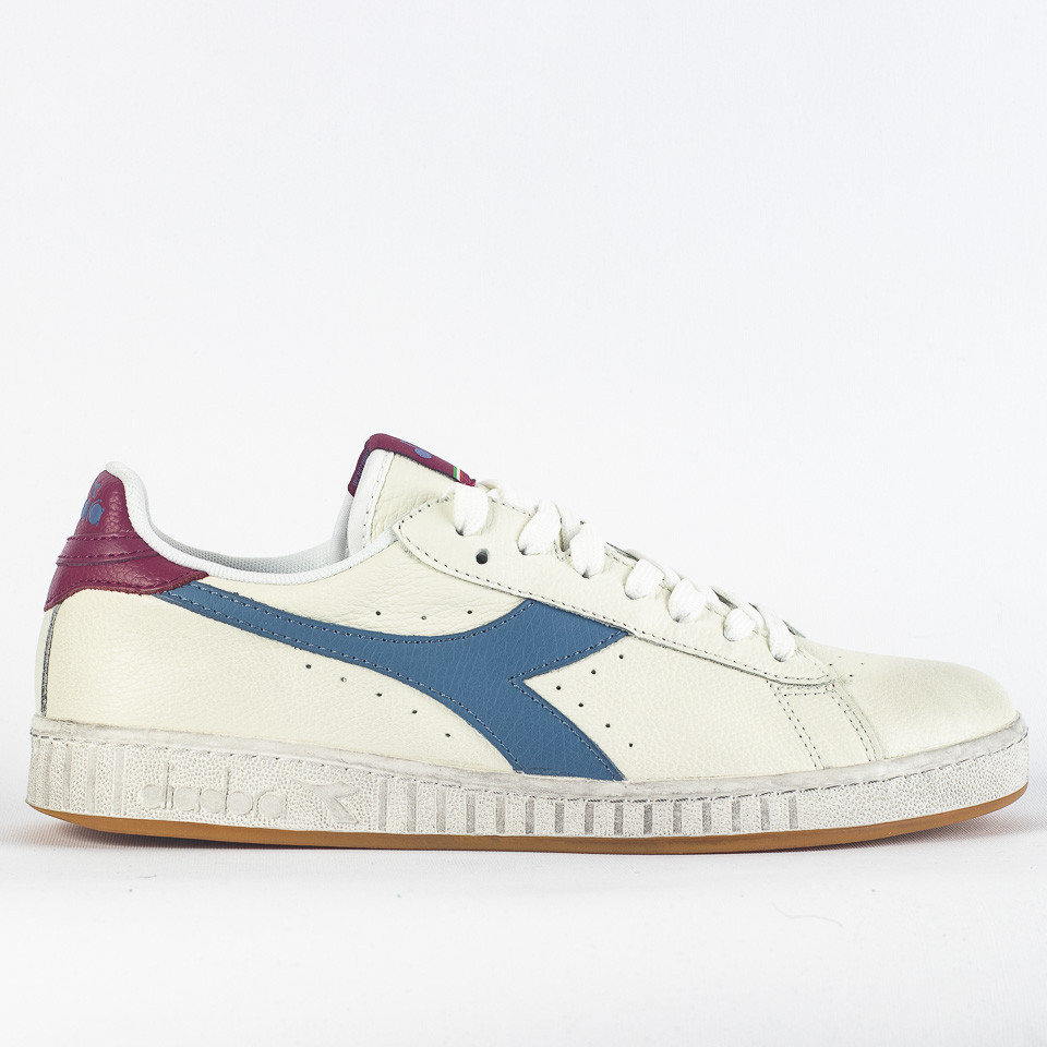 V7 diadora on sale