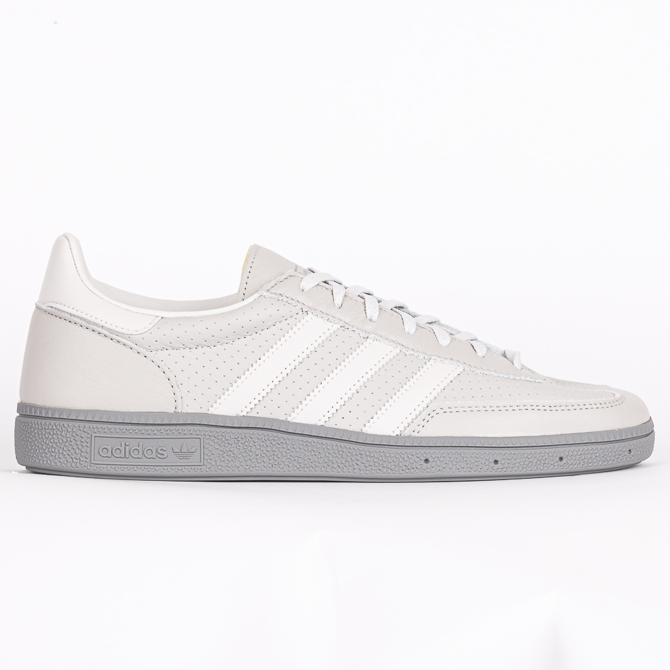 adidas Originals Handball Spezial sneakers in white and navy