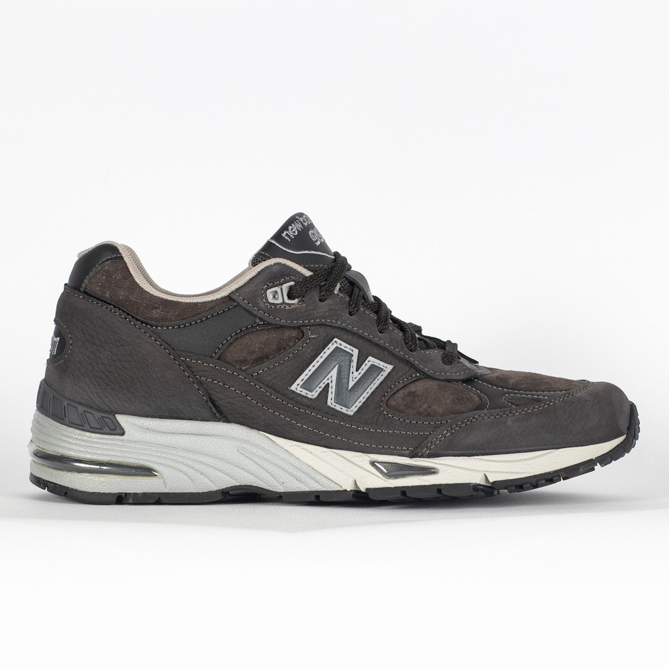 new balance 991 nabuk