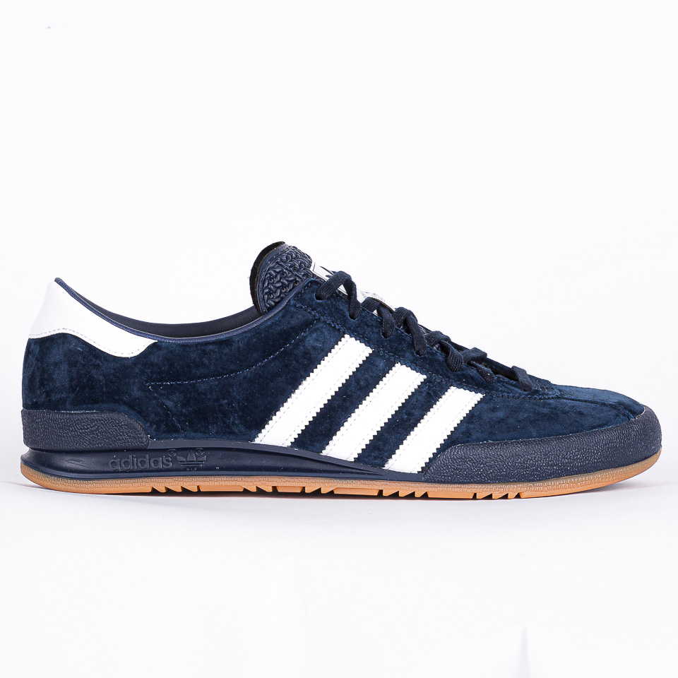 Adidas originals shop jeans collegiate navy