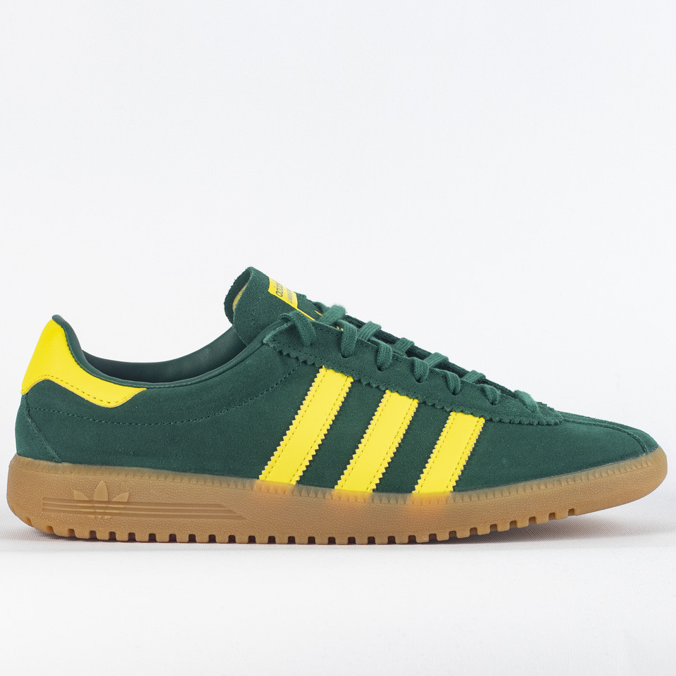 Adidas originals bermuda outlet sneakers in green cq2783